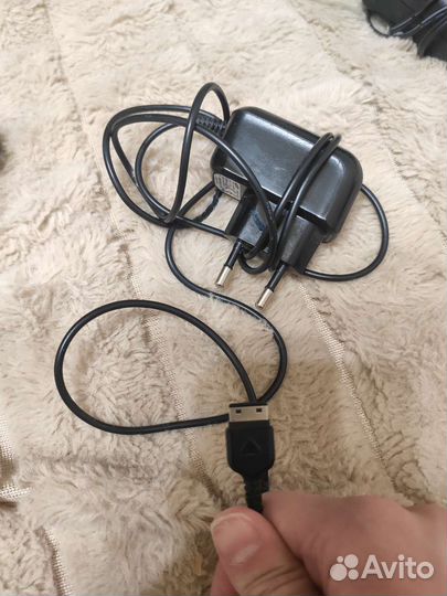 Зарядное устройство