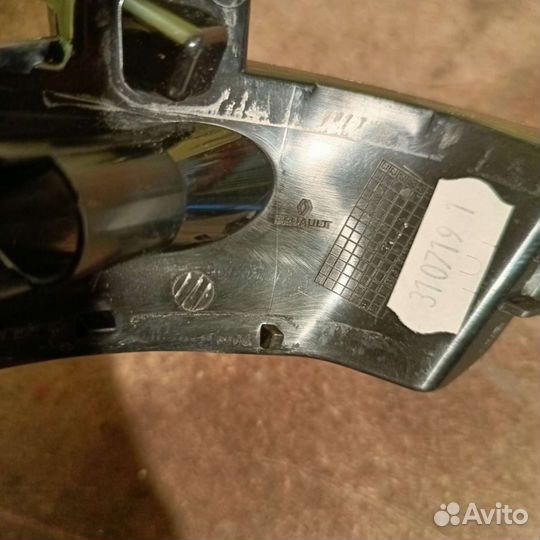 Повторитель в правое зеркало Renault Arkana