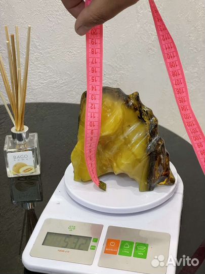 Янтарь обработанный 532 гр