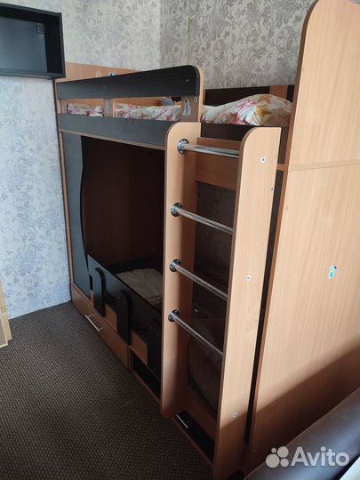Двухъярусная кровать бу