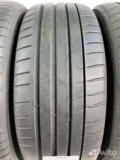 Michelin Pilot Sport 4 225/45 R19 94Y