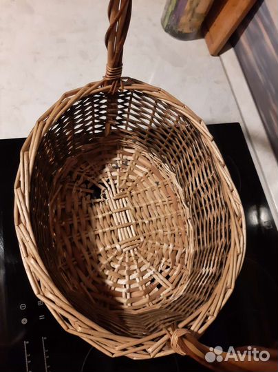 Корзина плетеная