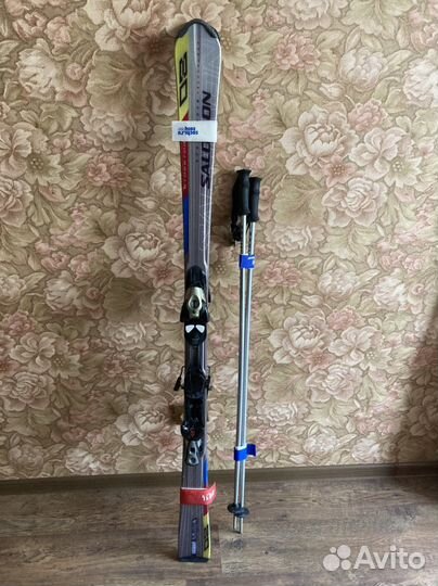 Горнолыжные ботинки и лыжи