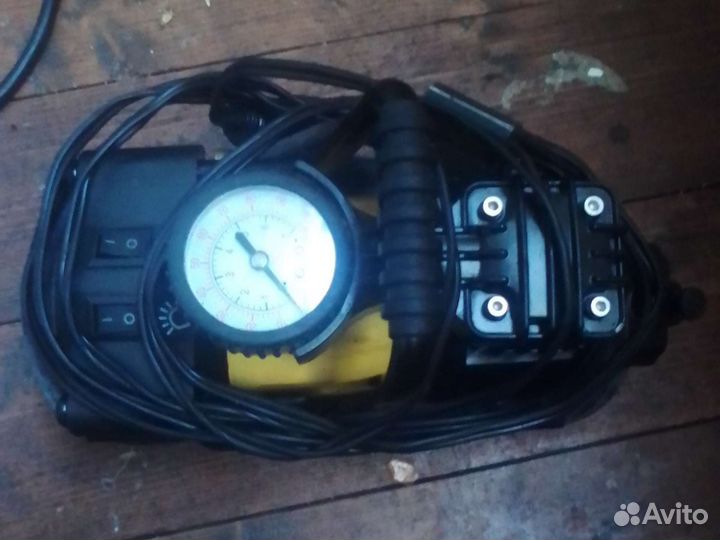 Компрессор автомобильный