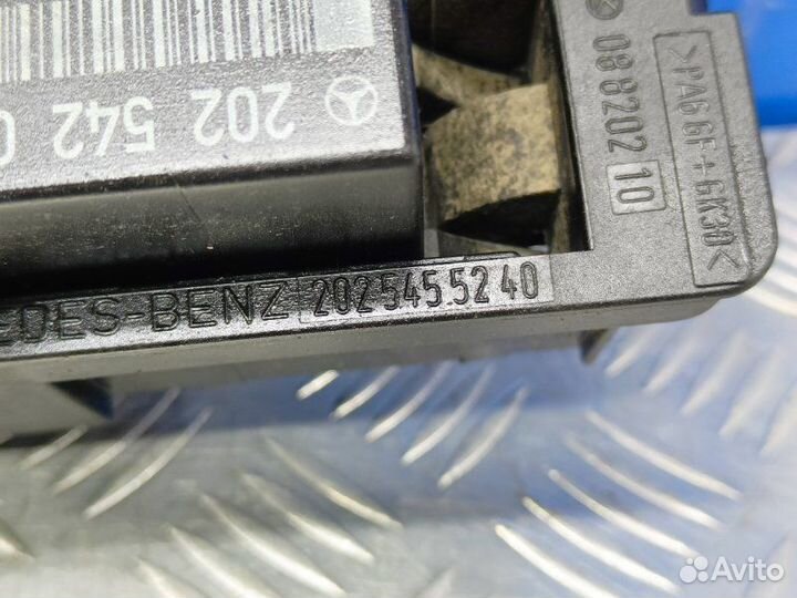 Блок предохранителей Mercedes-Benz C-Class W202