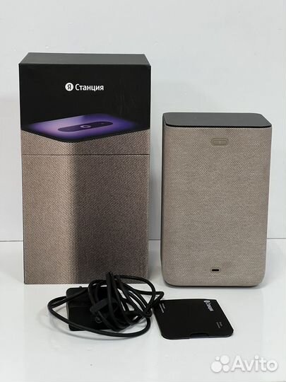 Умная колонка яндекс алиса