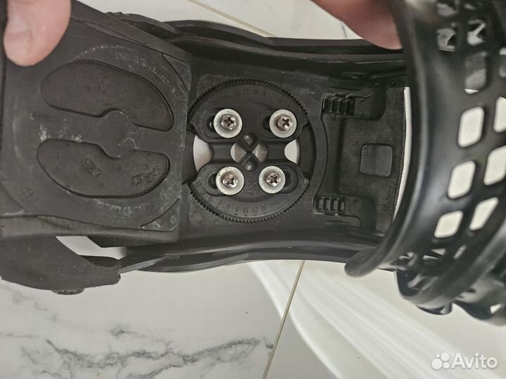 Крепления для сноуборда burton cartel L