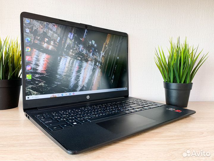 Ноутбук HP Ryzen 3/8Gb/SSD256Gb