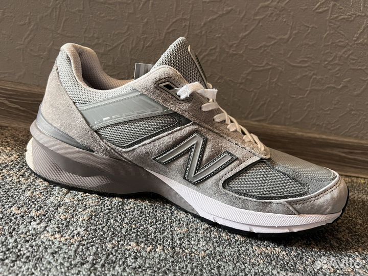 Кроссовки NB 990V5 (11 us) made USA