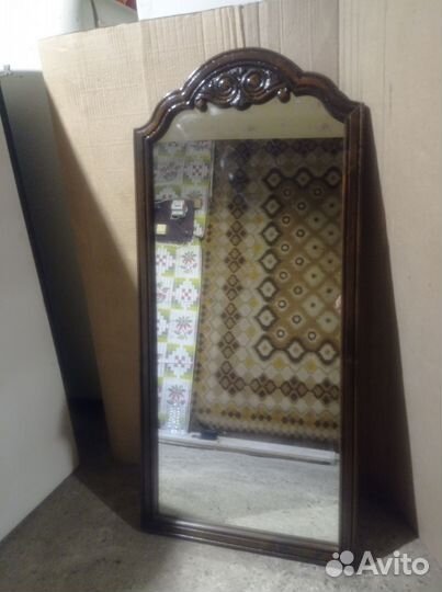 Зеркало настенное