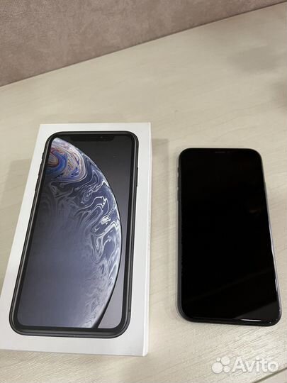 iPhone Xr, 64 ГБ
