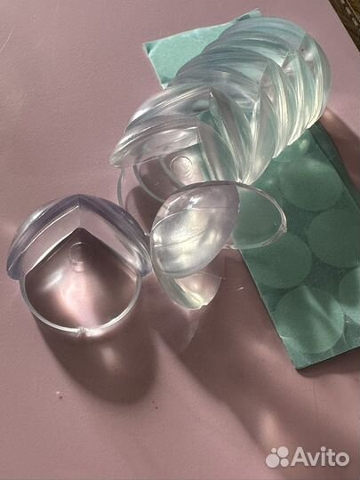 Силиконовые накладки на углы, заглушки в розетки