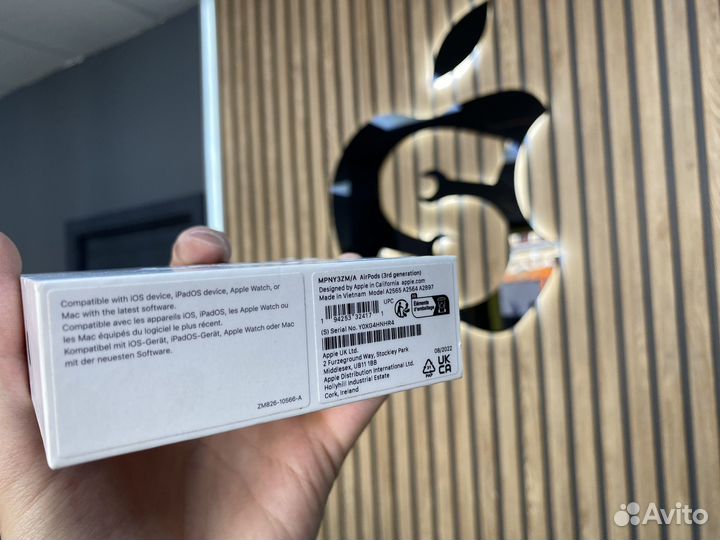 Новые Apple AirPods 3