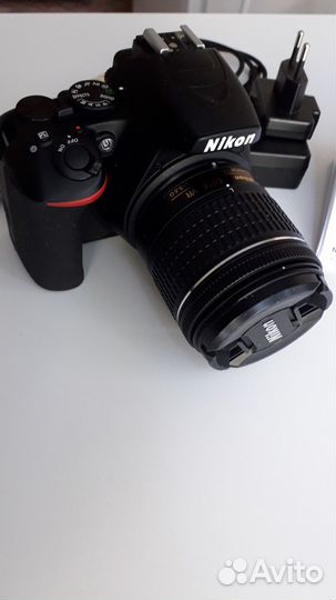 Цифровая фотокамера Nikon D3500