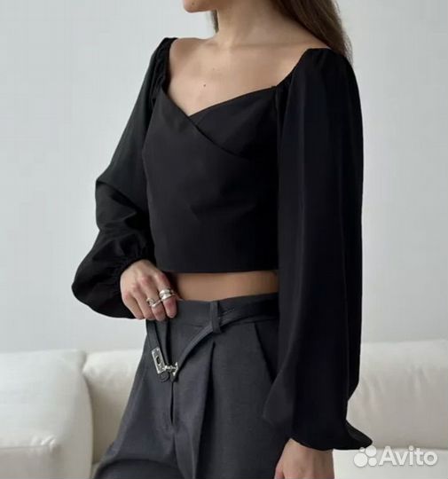 Укороченная блузка