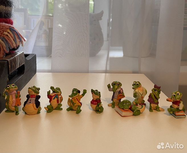 Киндер сюрприз из 90х крокодилы