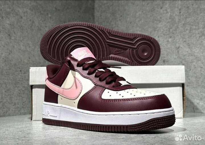 Кроссовки Nike Air Force 1 ' 07 Valentines Day