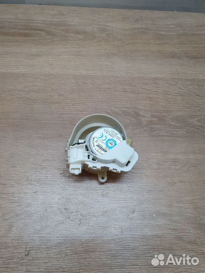 Распределитель потока посудомойке Whirlpool