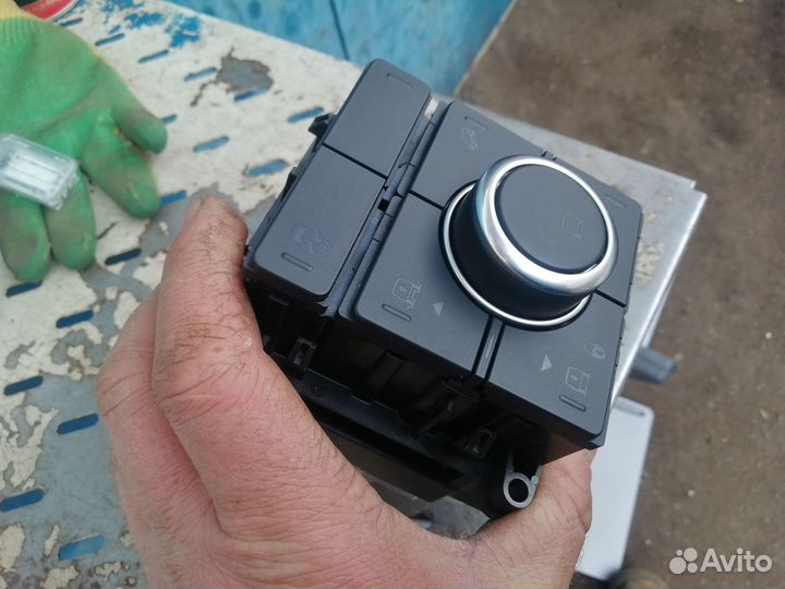 Блок управления подвеской Range Rover Sport 2 L494