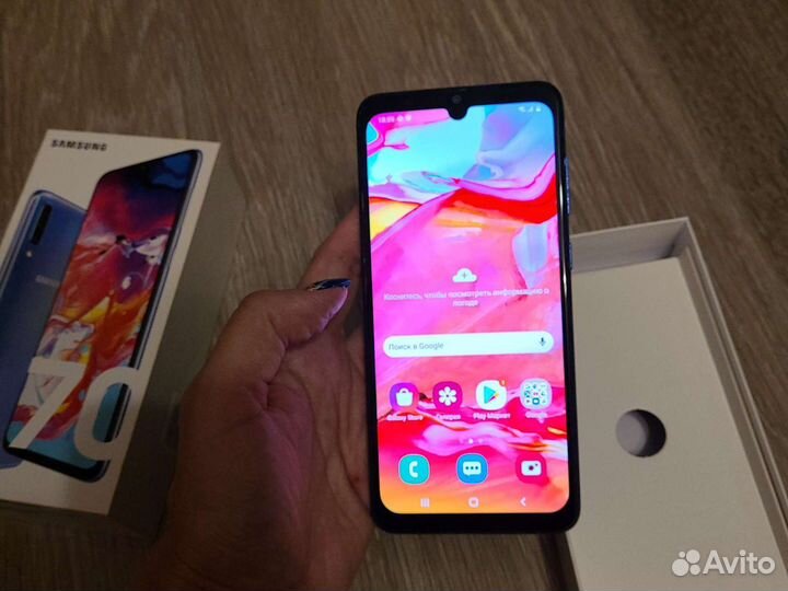 Samsung Galaxy A70, 6/128 ГБ