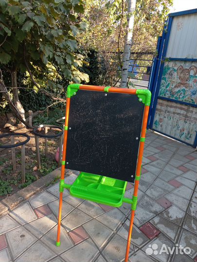 Доска мольберт меловая