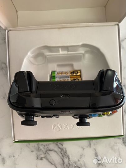 Геймпад беспроводной Microsoft Xbox черный