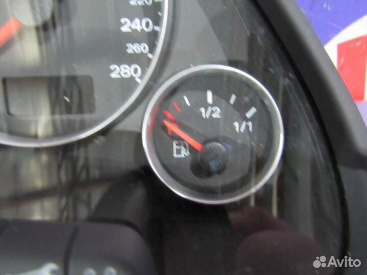 Панель приборов Audi A4 B7 (2004-2008)