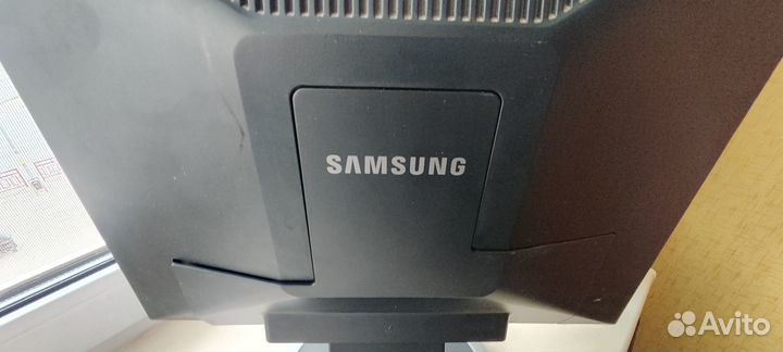 Монитор Samsung 940N