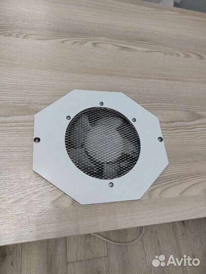 Встраиваемая вытяжка маникюрная