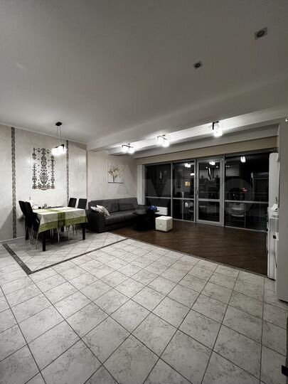 1-к. квартира, 65 м², 3/8 эт.