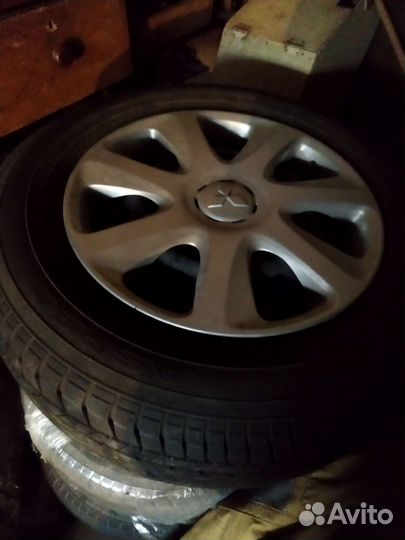 Yokohama Y815 215/65 R16