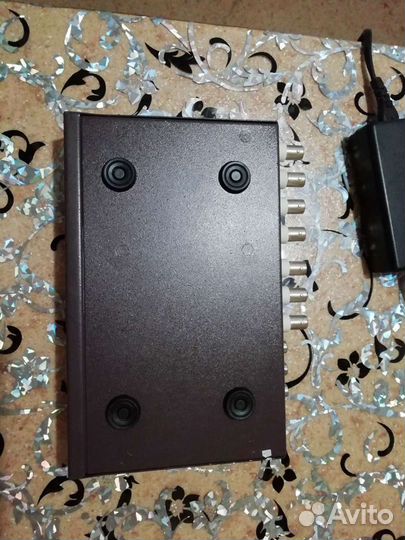 Квадратор видеонаблюдения цветной