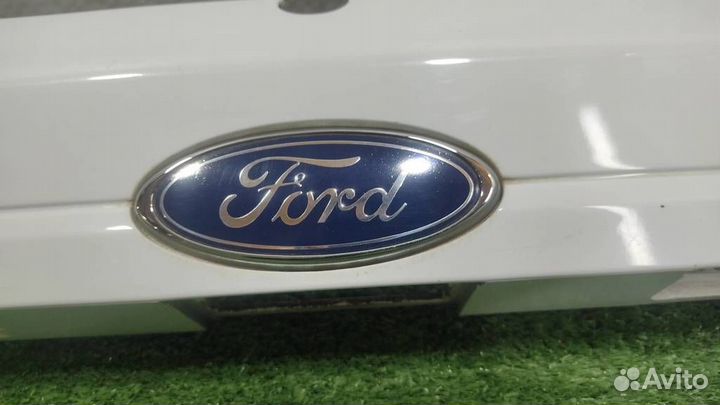 Накладка крышки багажника Ford Fiesta (CB1) 2009