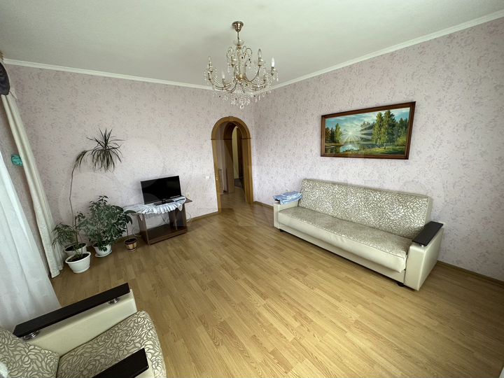 3-к. квартира, 79,1 м², 4/9 эт.
