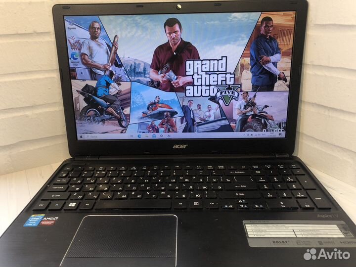 Игровой ноутбук Acer 2 видеокарты/i3/8gb