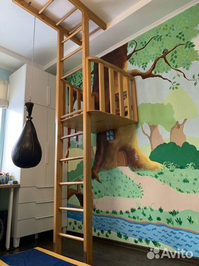 Детская шведская стенка - домик на дереве