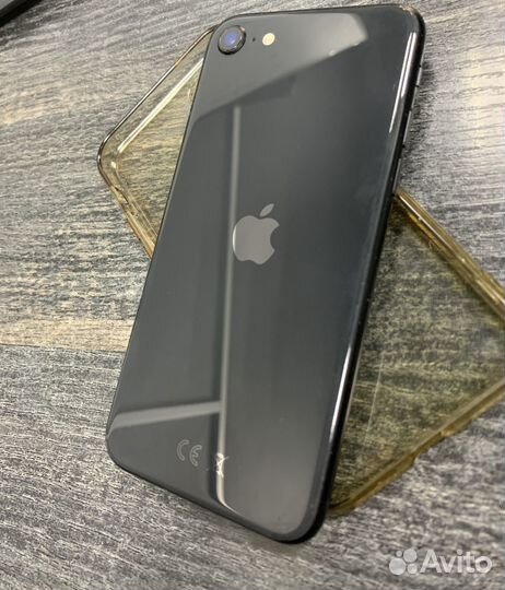 iPhone SE (2020), 64 ГБ