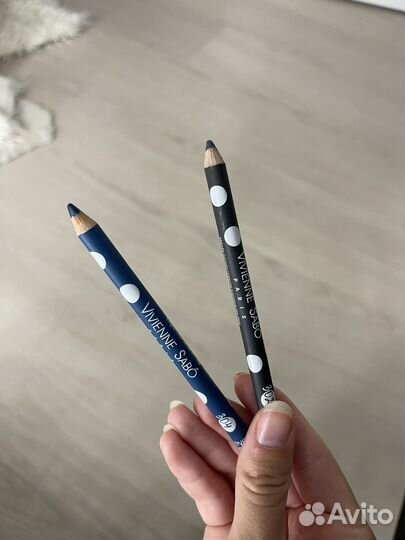 Карандаши для глаз vivienne sab 302, 304