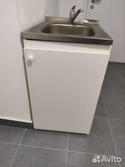 Тумба с умывальником бу