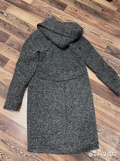 Пальто демисезонное с капюшоном 46 48 Venisa