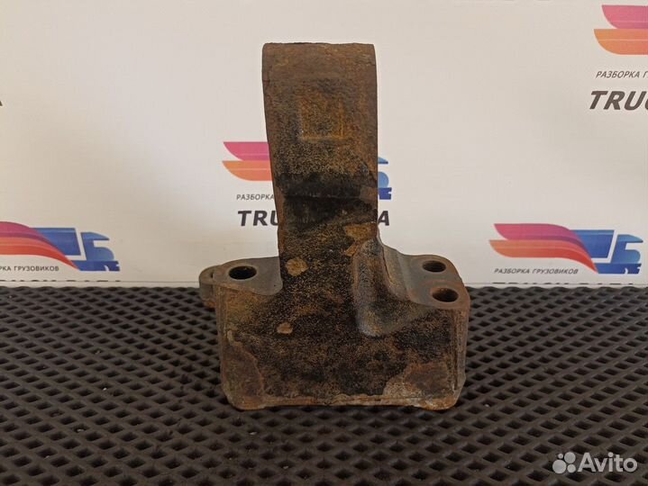 51415013089 Кронштейн двигателя задний правый