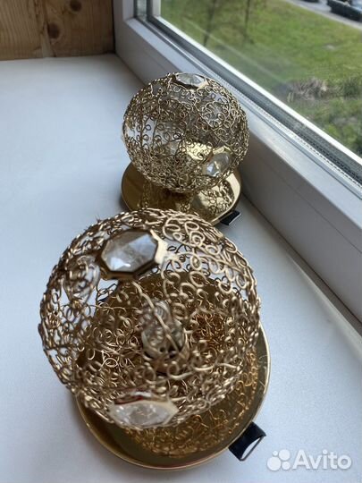 Пара светильников потолочных встраиваемых