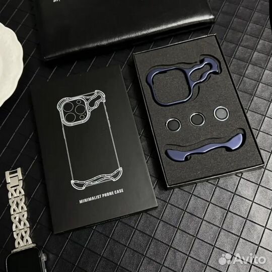 Металлический чехол на iPhone 14/15/16