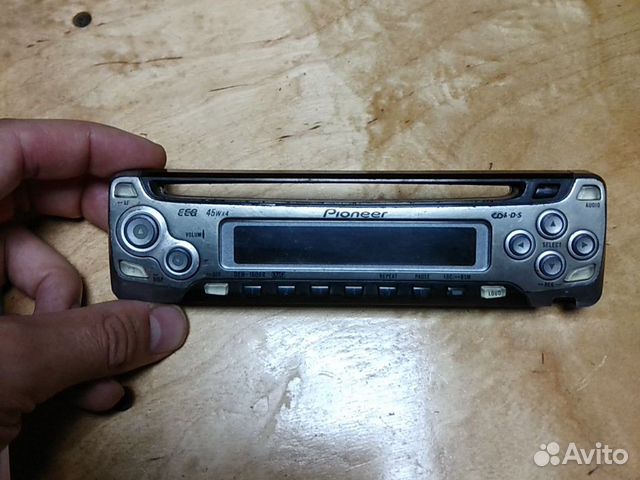 Передняя панель CD автомагнитолы Pioneer