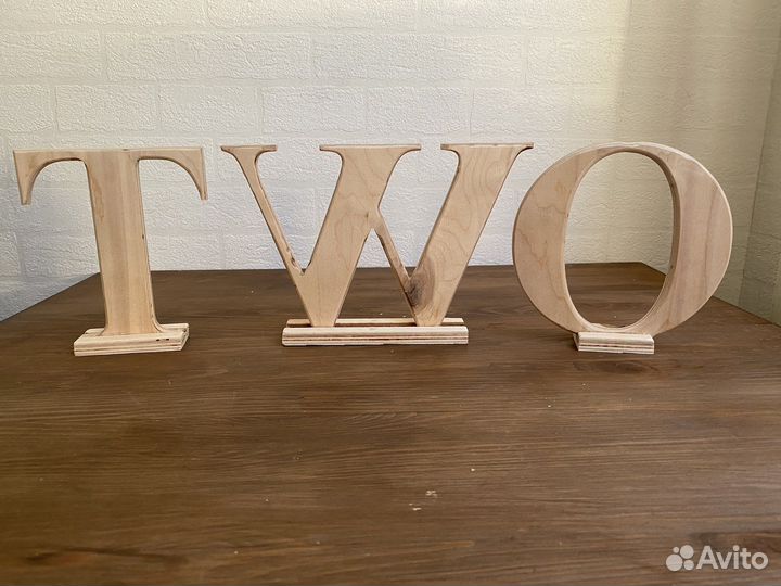 Буквы 3 штуки ONE TWO