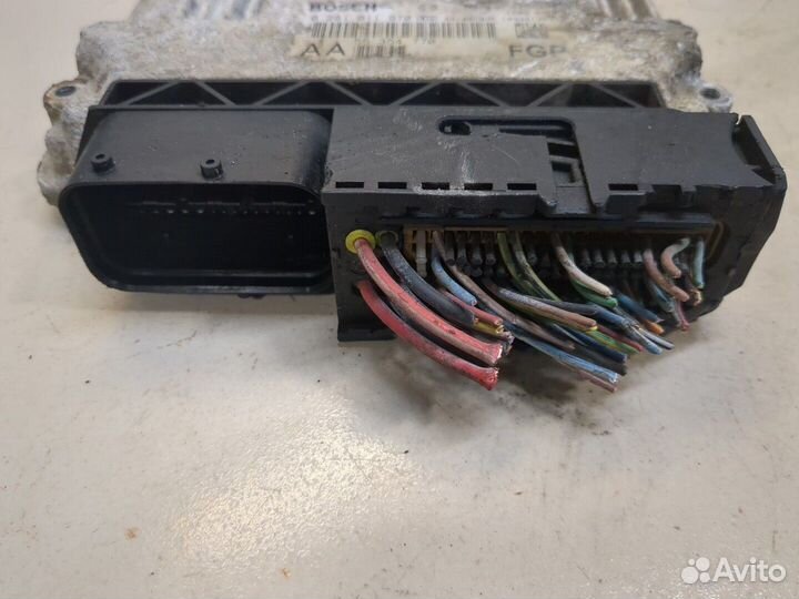 Блок управления двигателем Saab 9-3, 2005