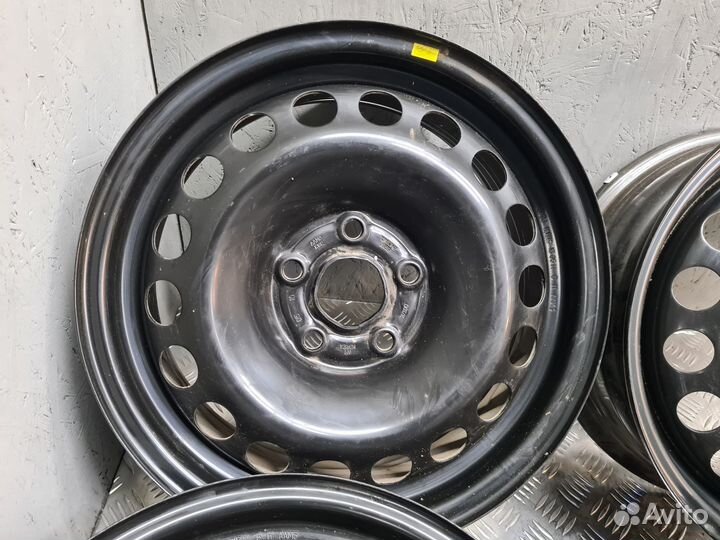 Комплект стальных дисков R15 на Chevrolet Cruze