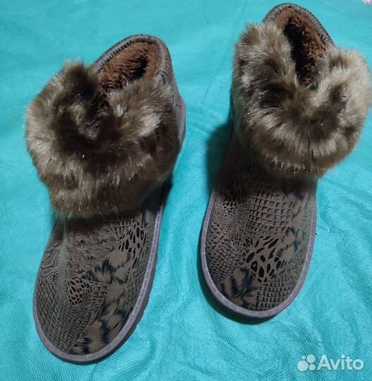 Угги для девочки новые