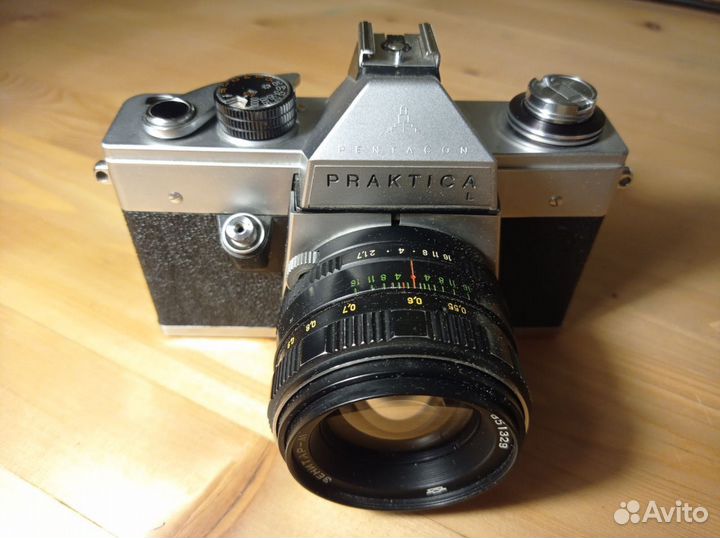 Пленочный фотоаппарат Praktica L