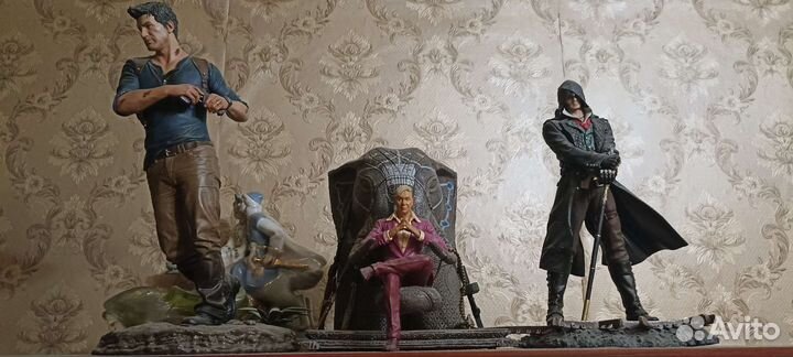 Фигурки assassin's, Uncharted 4,Watch Dogs и т.д